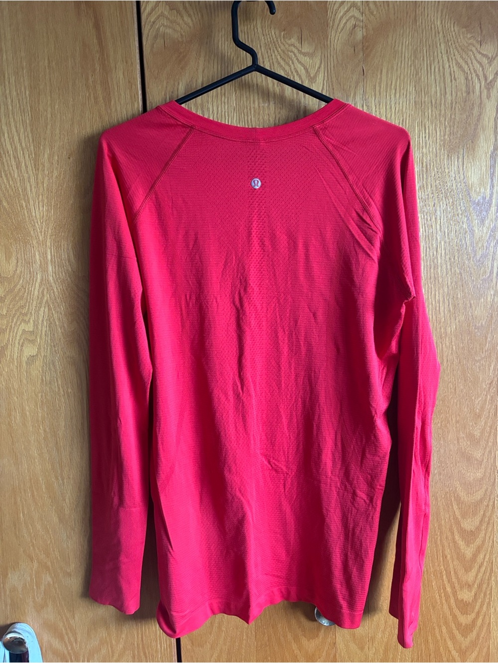 Swiftly Tank Long-Sleeve Shirt 2.0 *hip length - Picture 4 of 5